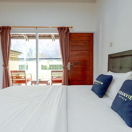 OYO 2548 Rasa Sayang Inn Kuta Selatan Luaran gambar