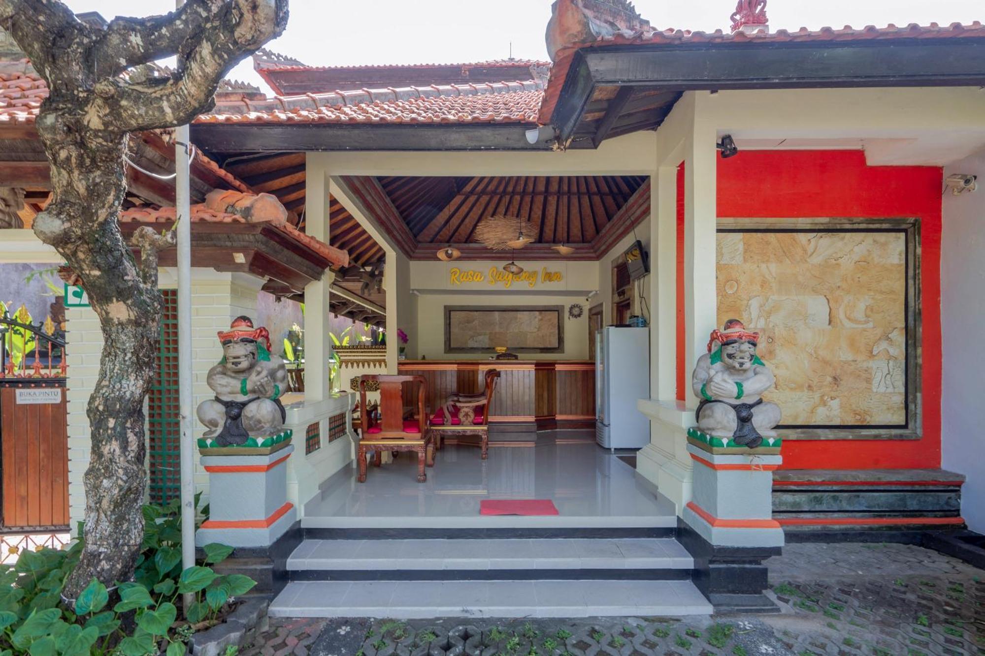 OYO 2548 Rasa Sayang Inn Kuta Selatan Luaran gambar